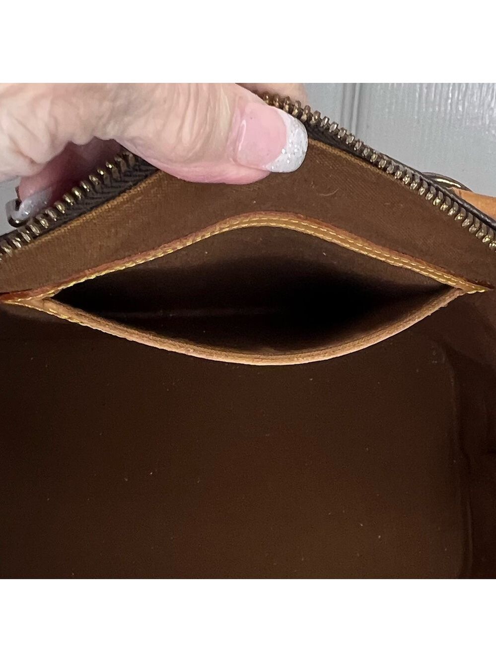 ❤️ LOUIS VUITTON “HOST PICK” MONOGRAM ALMA PM - Picture 9 of 16